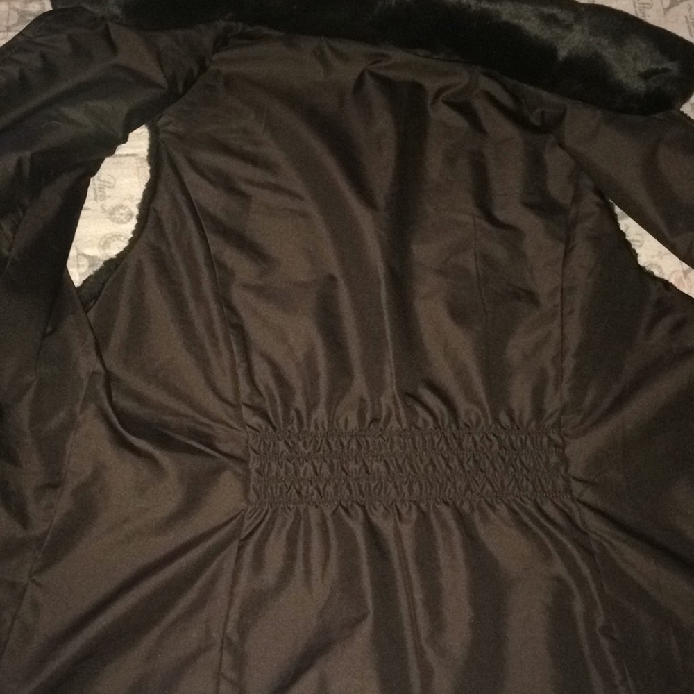 Vest - Picture 2 of 2